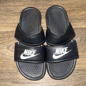 Nike Black Double Strap Sandals (Slides)